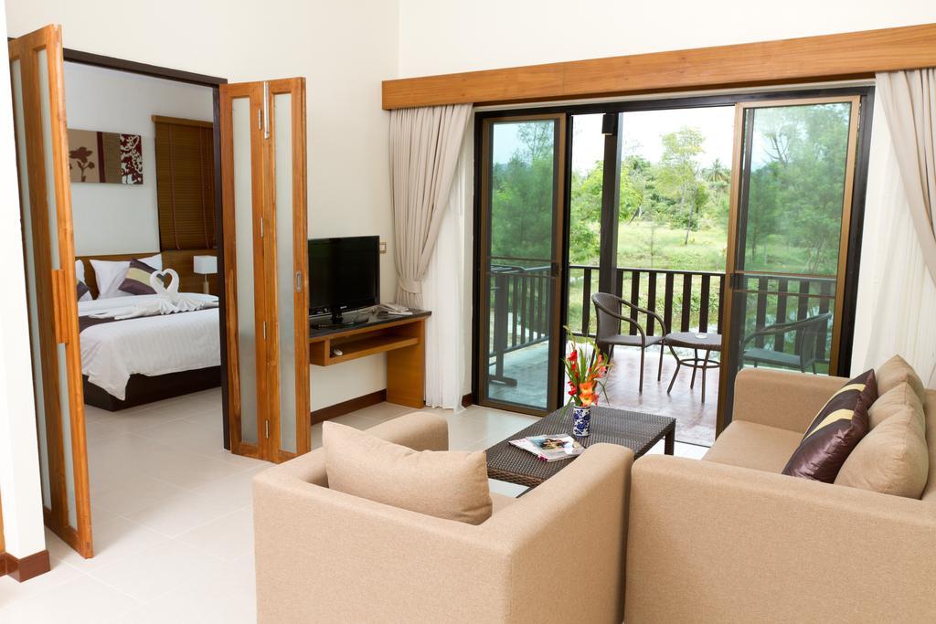 Khaolak Blue Lagoon Resort - Sha Extra Plus Καο Λακ Δωμάτιο φωτογραφία